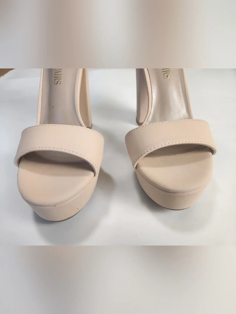 DREAM PAIRS Chunky High Heel Nude Platform Sandals Size 6